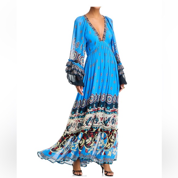 FARM Rio | Dresses | Farm Rio Anika Tiles Plunging Neck Dress | Poshmark